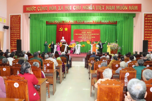 Hình ảnh cho bài viết Lực lượng vũ trang huyện Phú Hòa - Phát huy truyền thống, vững bước đi lên